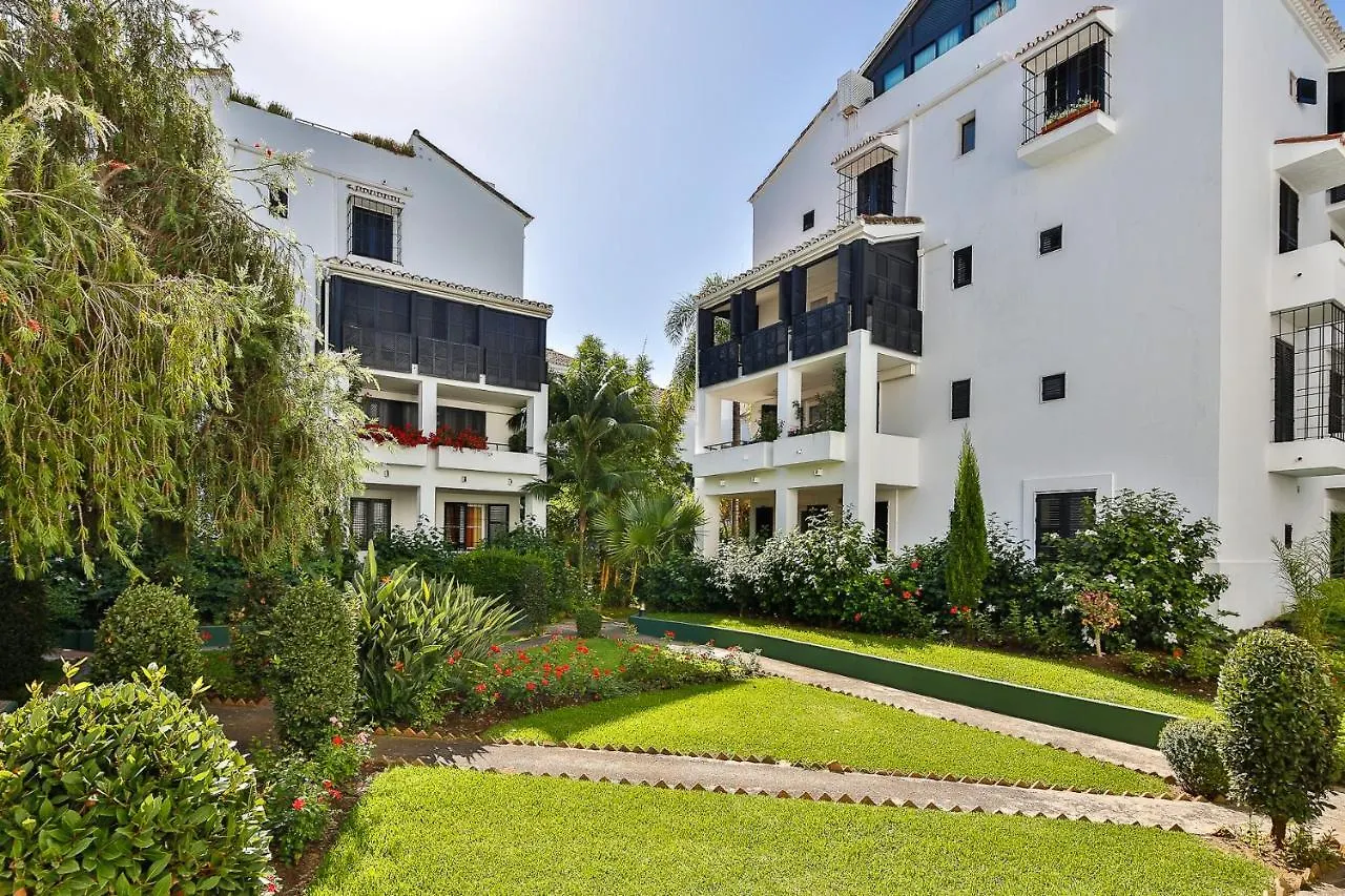 Jardines Las Golondrinas apartments Elviria Marbella
