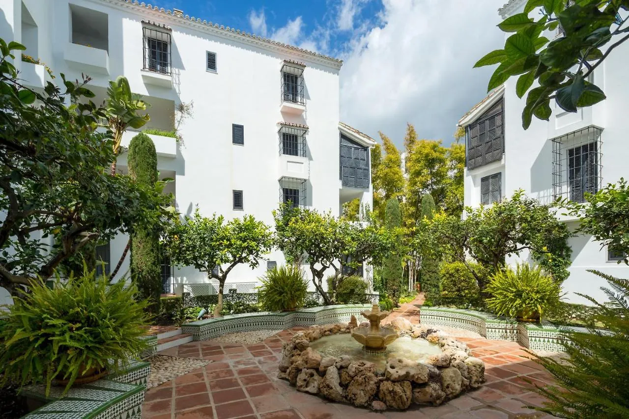 Jardines Las Golondrinas apartments Elviria Marbella España