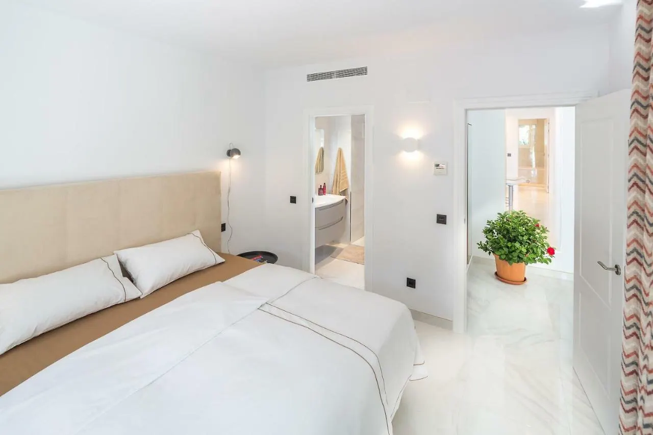 Jardines Las Golondrinas apartments Elviria Marbella