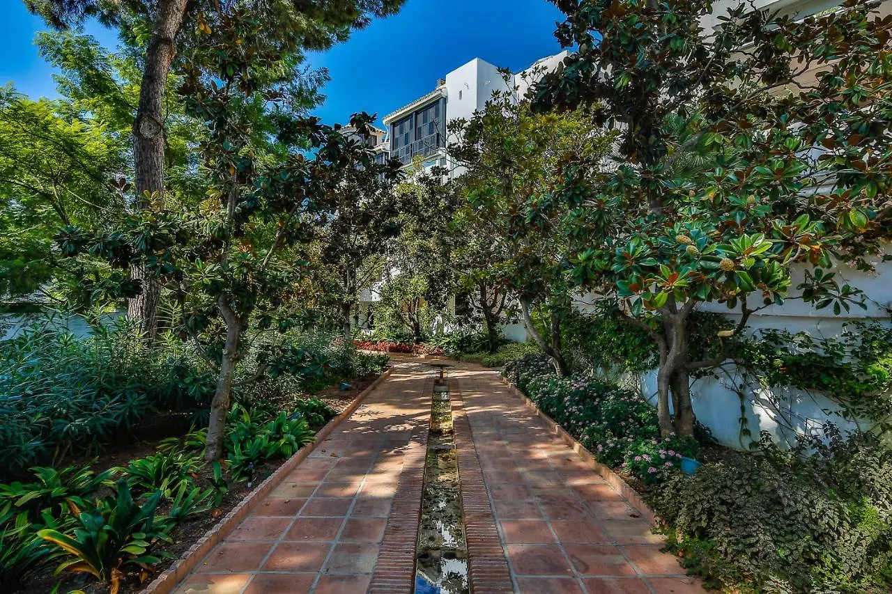 Jardines Las Golondrinas Apartments Elviria Marbella 0*,  İspanya